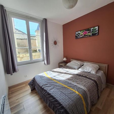 Bel Appartement 50M2 En Plein Centre De Saumur Exterior foto